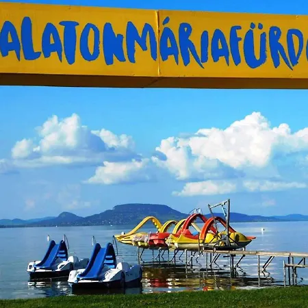In Balatonmariafuerdo 19327