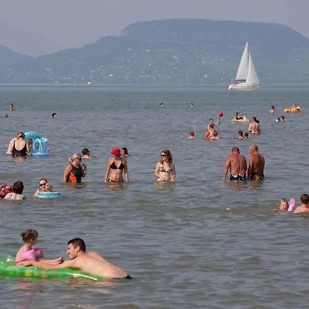 Holiday home In Balatonmariafuerdo 19327 Balatonkeresztur