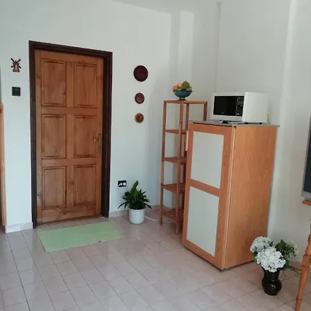 In Balatonmariafuerdo 19327 Holiday home *