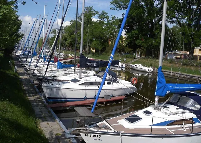 In 19327 Balatonmáriafürdő