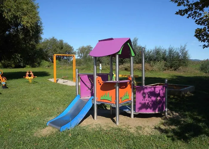 בית נופש In 19327 Balatonmáriafürdő